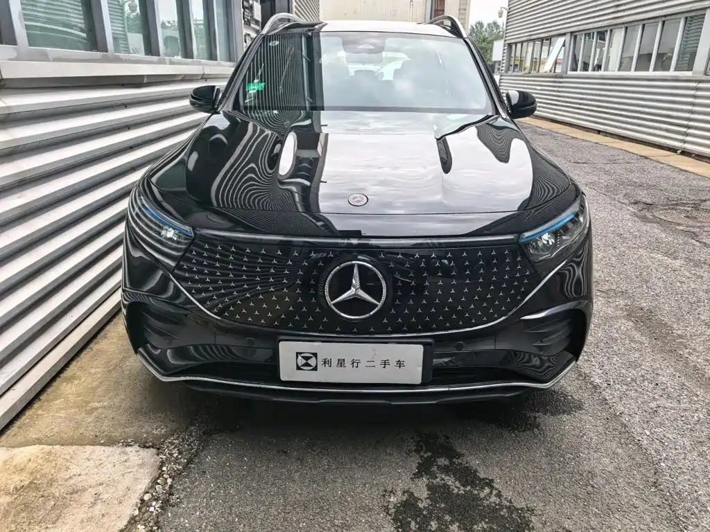 Mercedes-Benz EQB — миниатюра 2