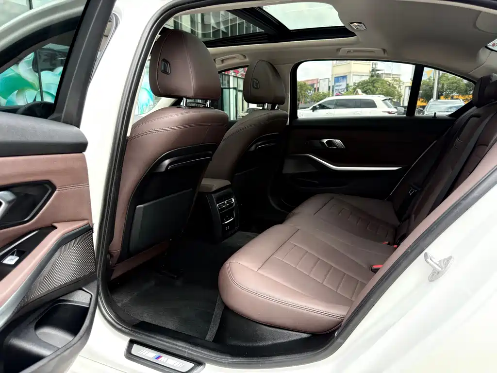 BMW 3 Series — миниатюра 6