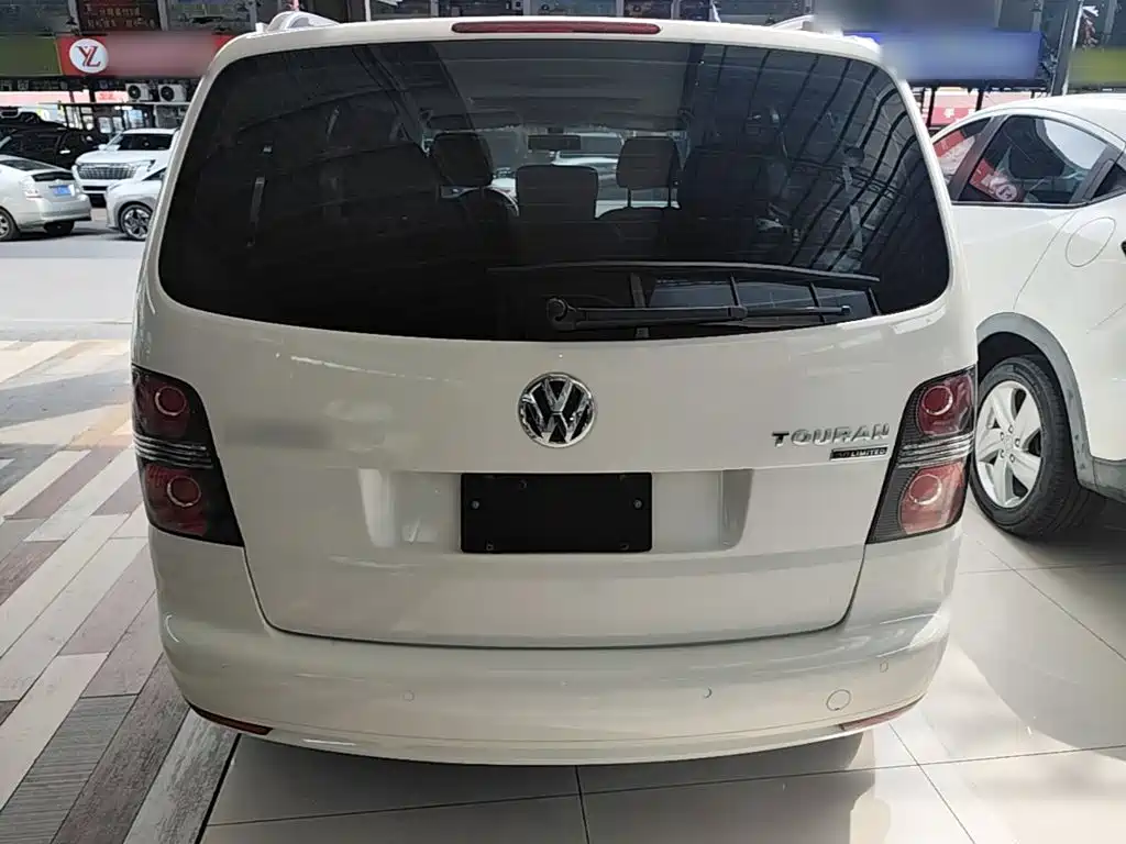Volkswagen Touran — миниатюра 6