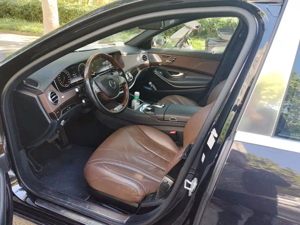 Mercedes-Benz S-Class — миниатюра 11