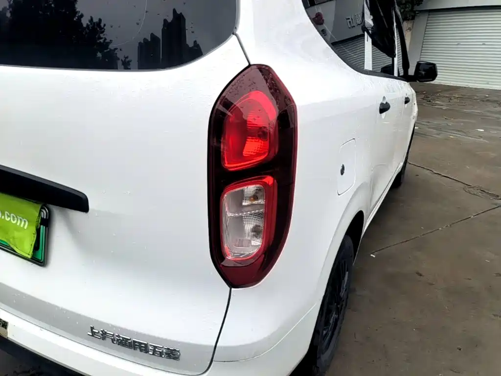 Wuling Hongguang EV — миниатюра 8