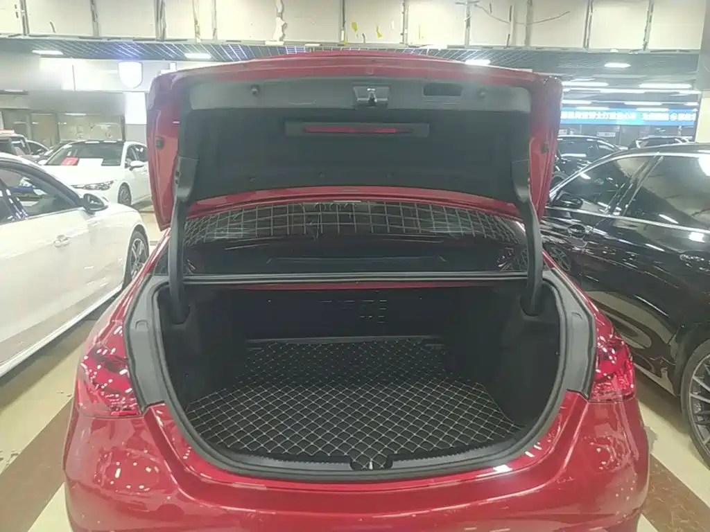 Mercedes-Benz C-Class — миниатюра 19