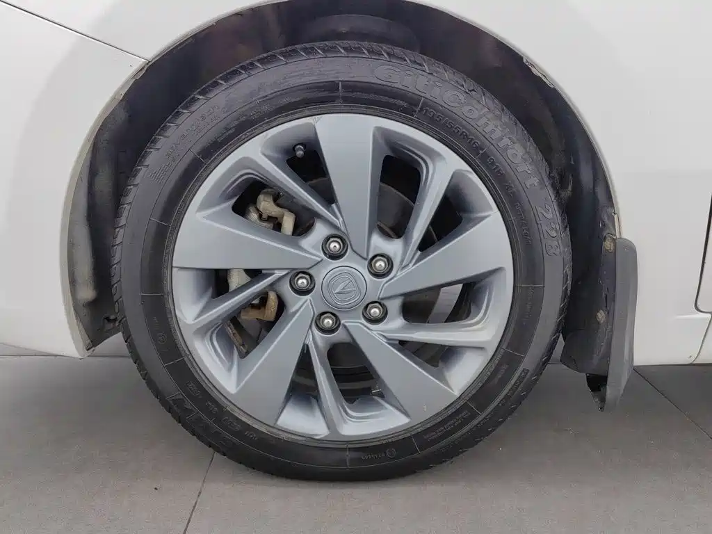Changan Eado DT — миниатюра 17