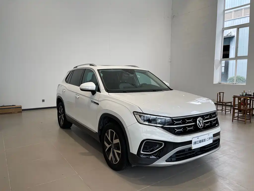 Volkswagen Tayron 2023 300TSI Luxury Plus