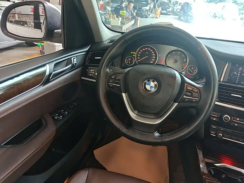 BMW X3 (Import) — миниатюра 11