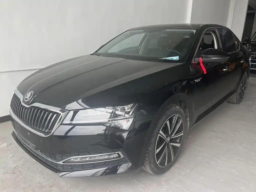 Skoda Superb 2022