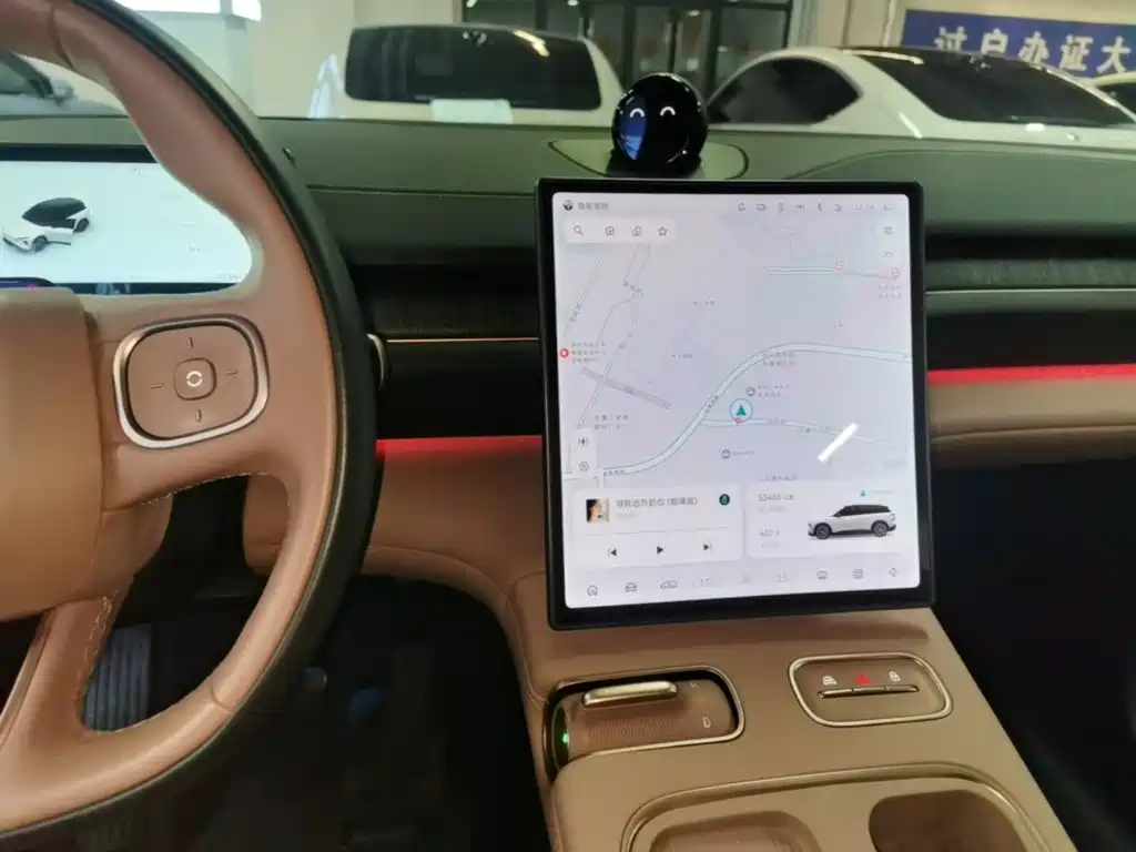 NIO ES6 — миниатюра 13