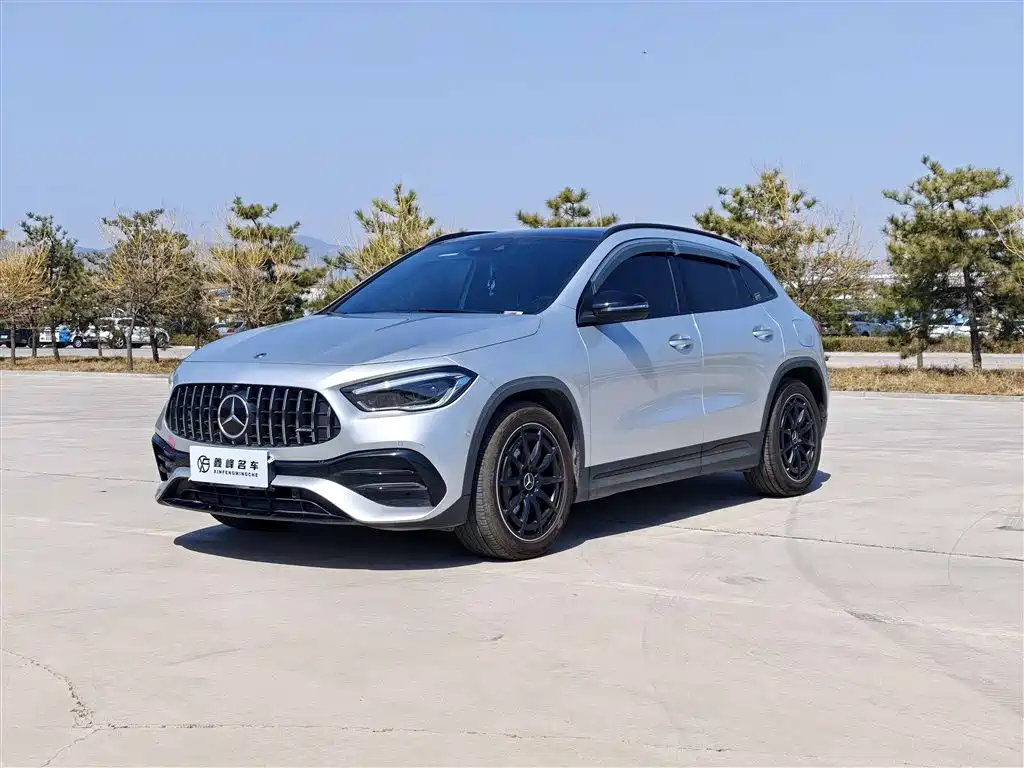 Mercedes-Benz GLA AMG 2022