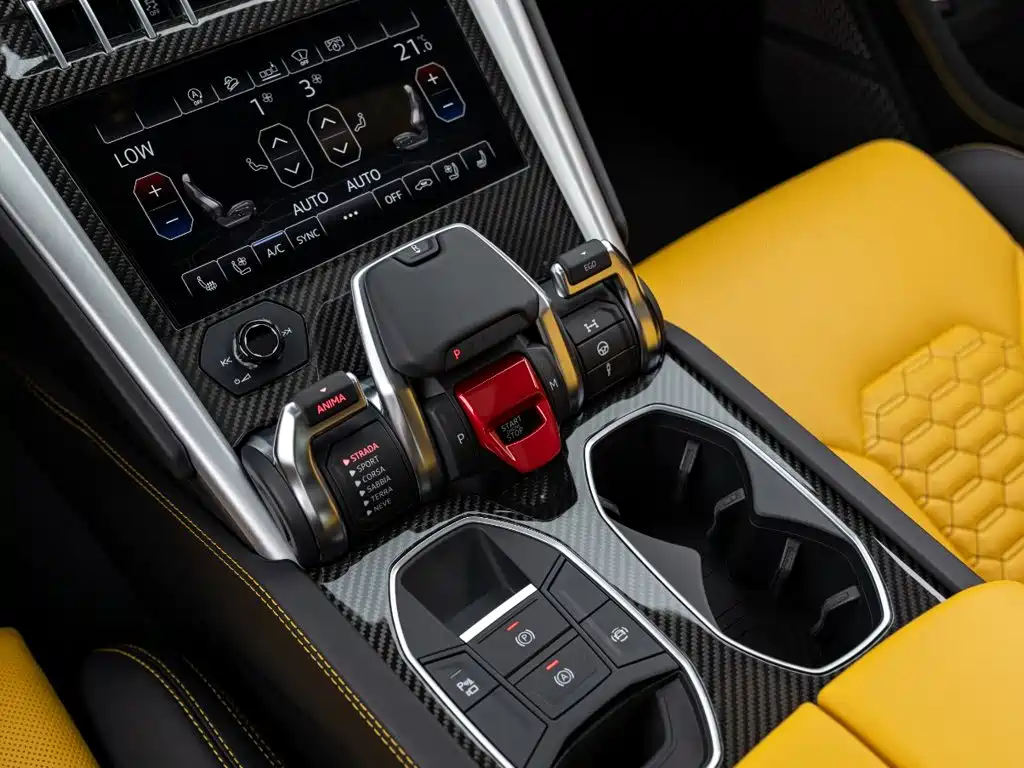 Lamborghini Urus — миниатюра 15