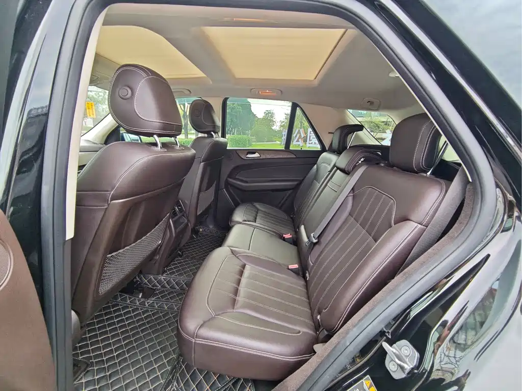 Mercedes-Benz GLE (Import) — миниатюра 6