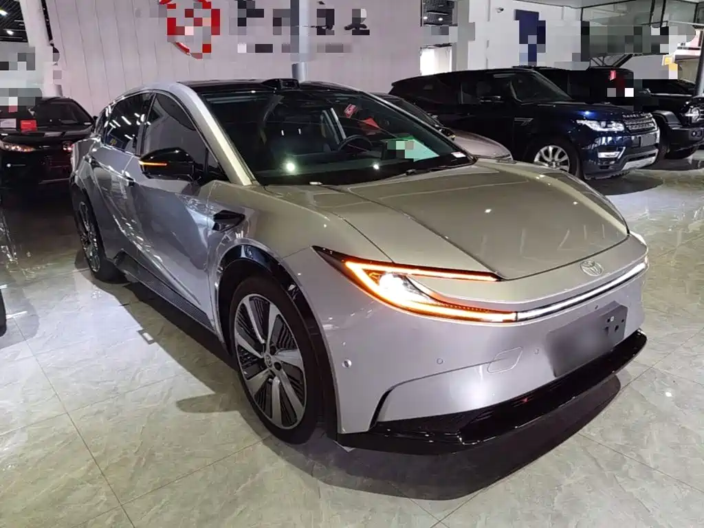 Toyota Toyota BZ5 — миниатюра 3