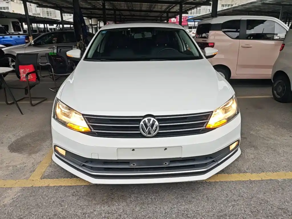 Volkswagen Sagitar — миниатюра 3