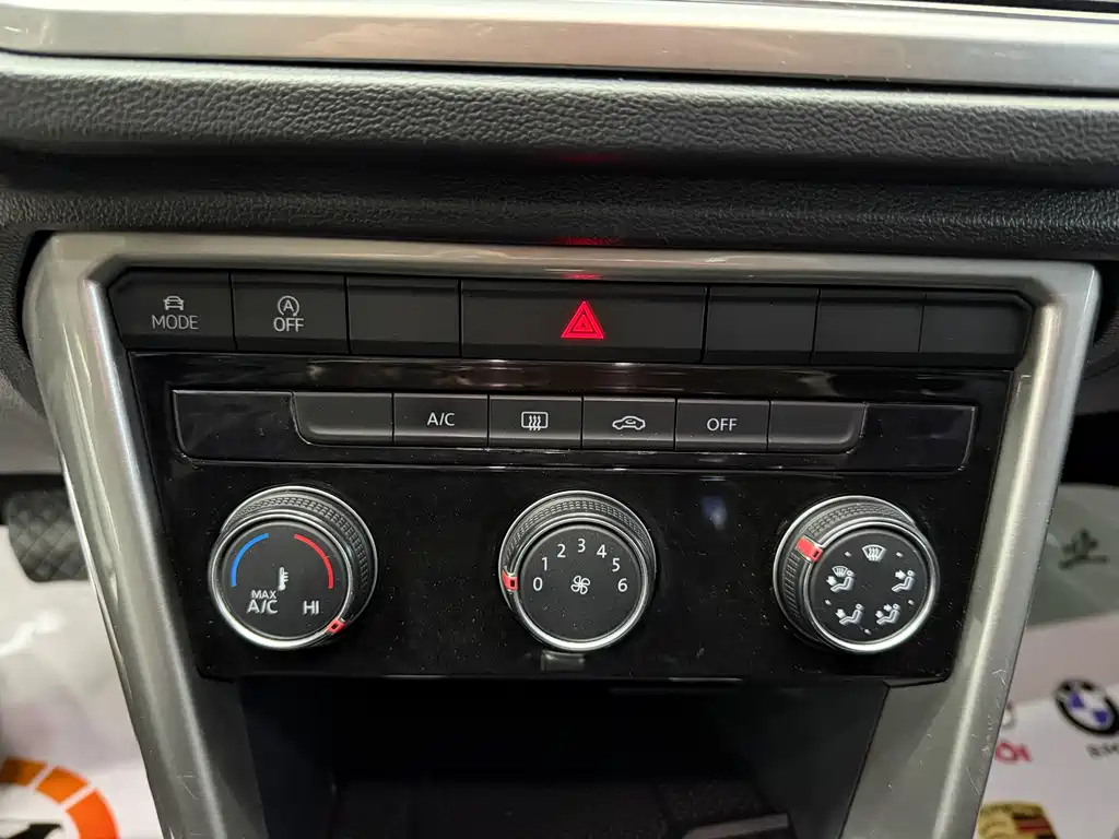 VOLKSWAGEN T ROC EXPLORING SONGS