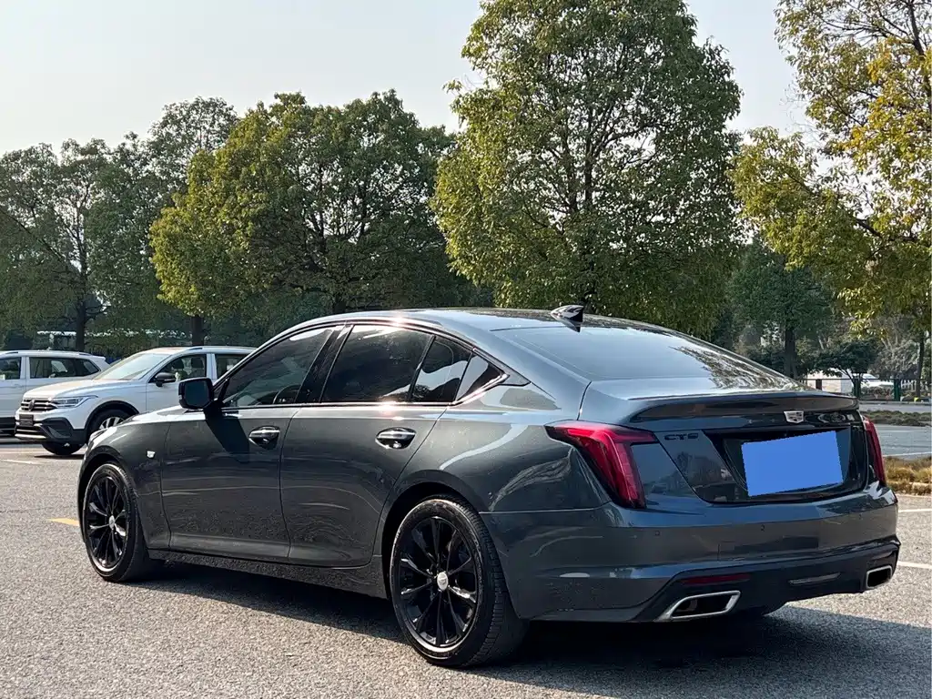 Cadillac CT5 — миниатюра 13