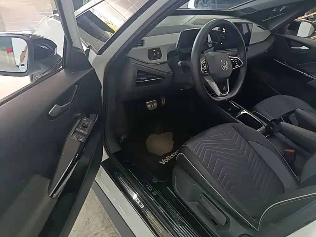 Volkswagen ID.3 — миниатюра 16