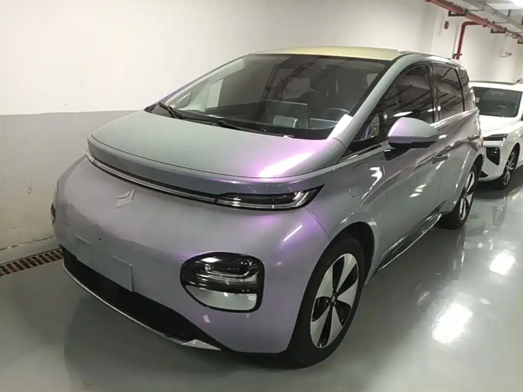 Baojun Yunduo 2023