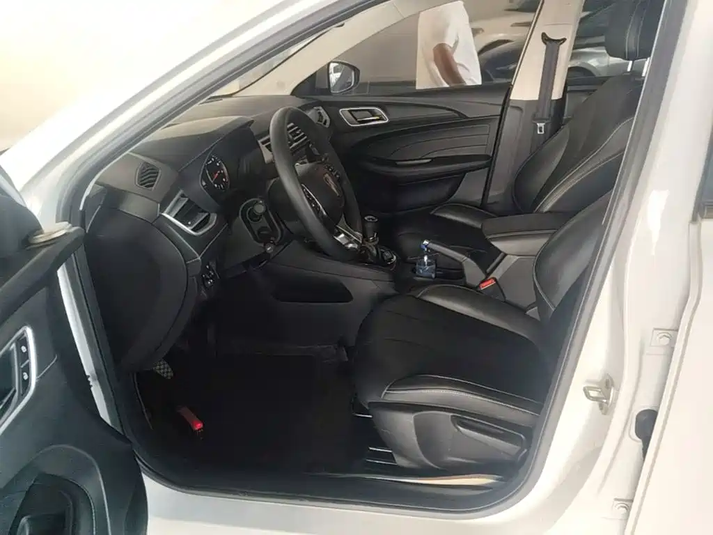 Roewe i5 — миниатюра 15
