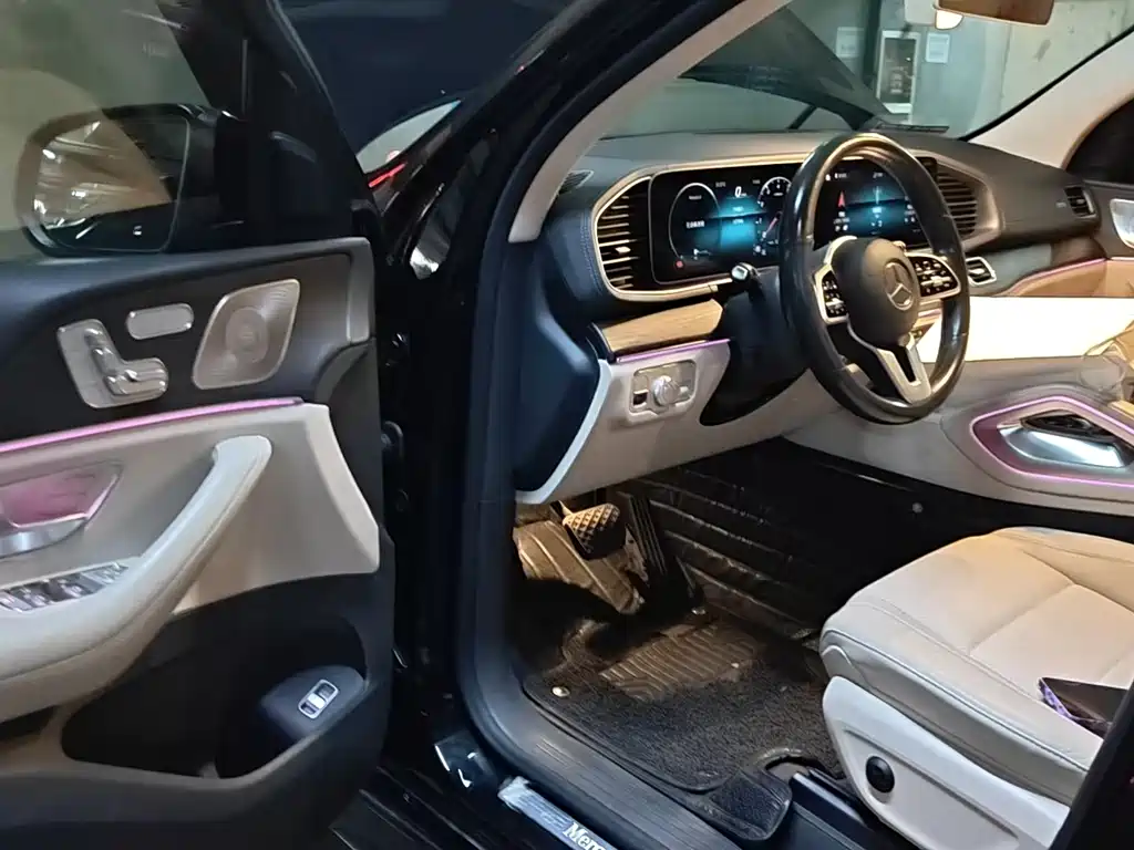 Mercedes-Benz GLE (Import) — миниатюра 11