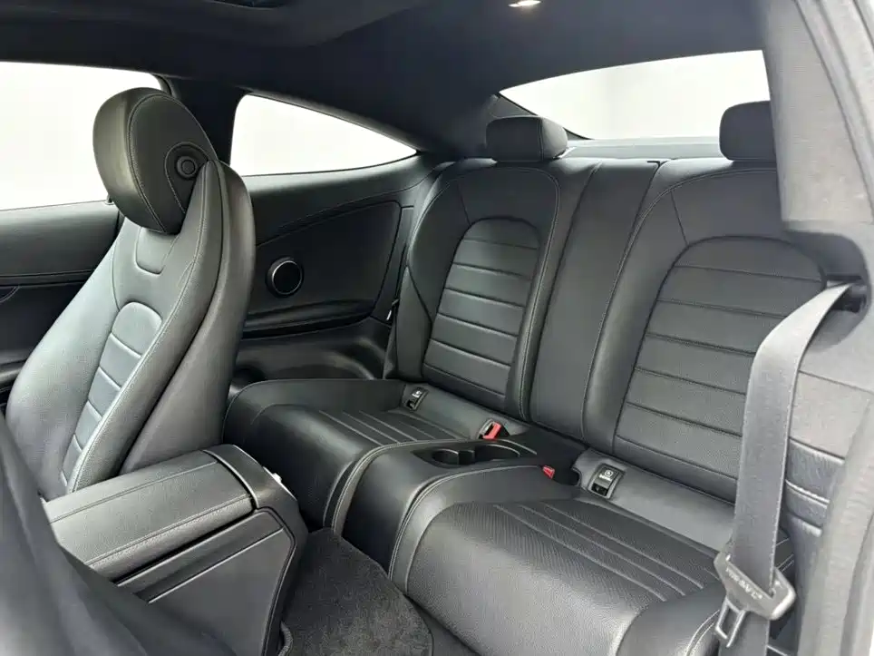 Mercedes-Benz C-Class (Import) — миниатюра 5