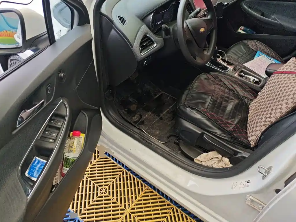 Chevrolet Cruze — миниатюра 12