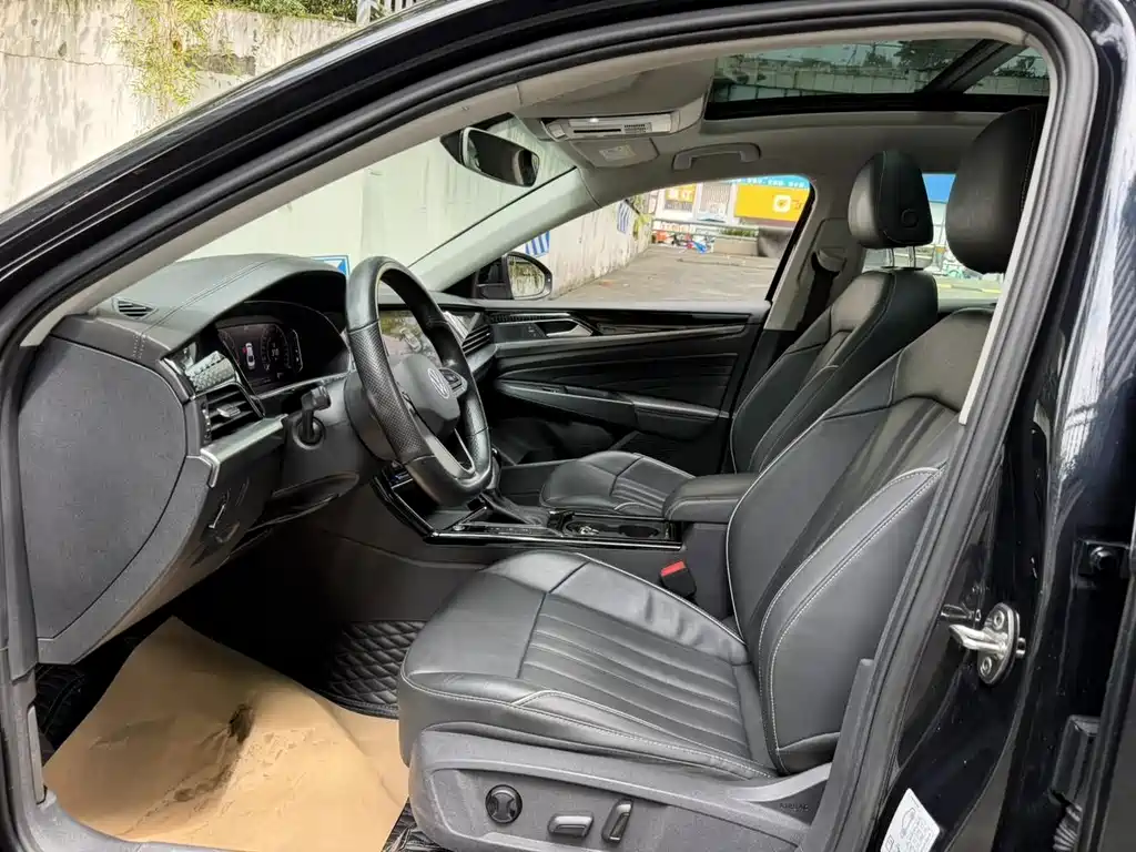 Volkswagen Tiguan X — миниатюра 16