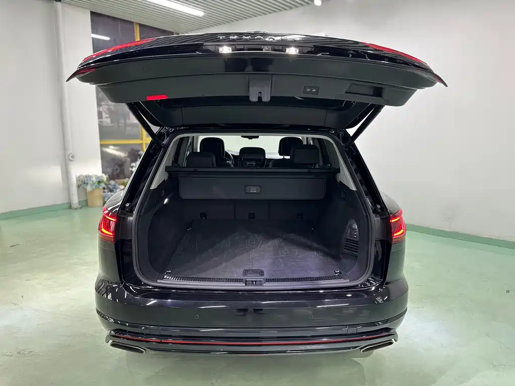 Volkswagen Touareg — миниатюра 6