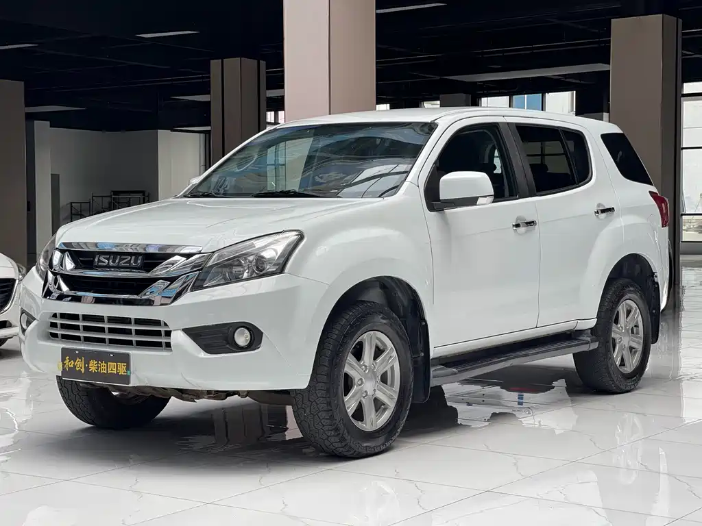 Isuzu MU-X
