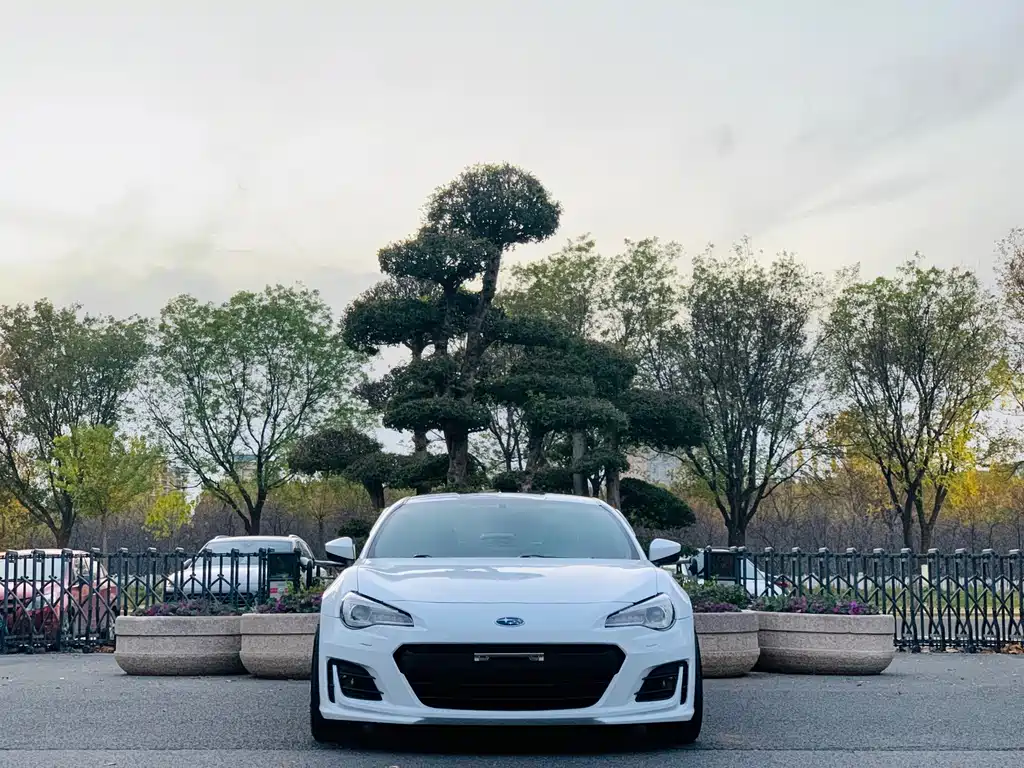 Купить Subaru BRZ