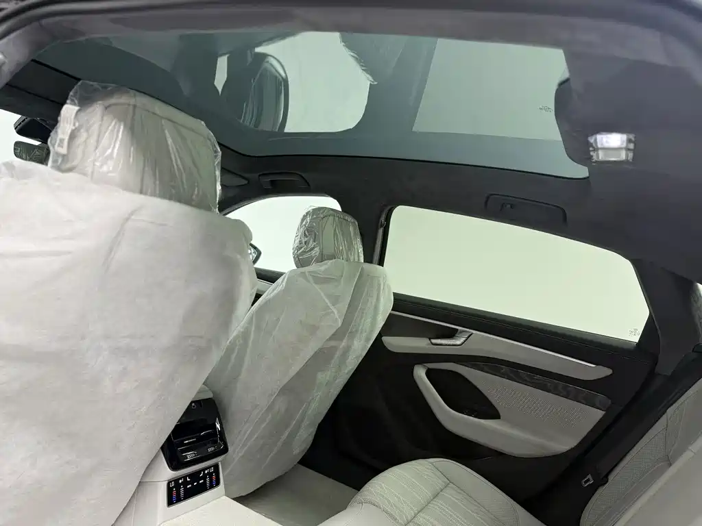 Audi A6L — миниатюра 7