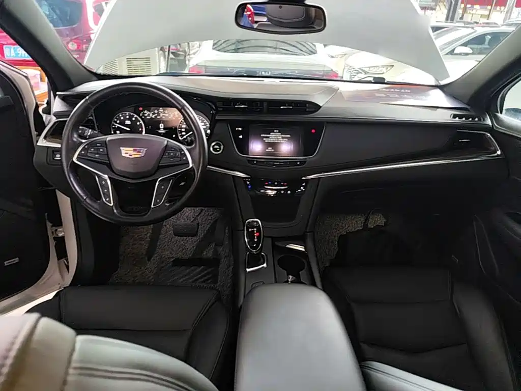 Cadillac XT5 — миниатюра 10