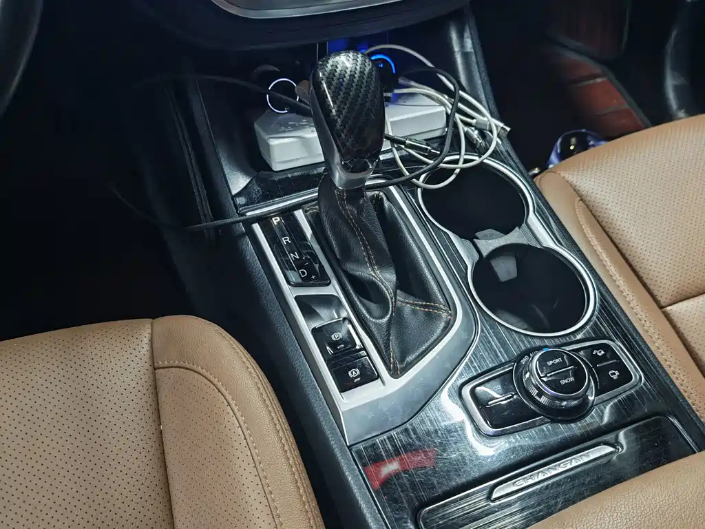 Changan CS95 — миниатюра 13