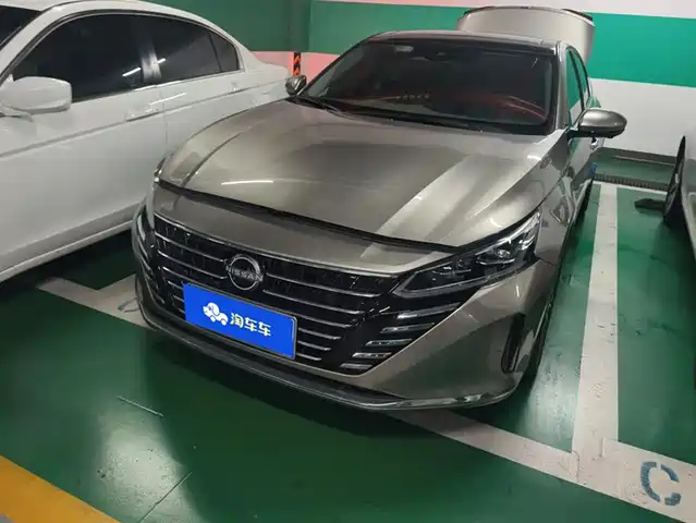 NISSAN TEANA