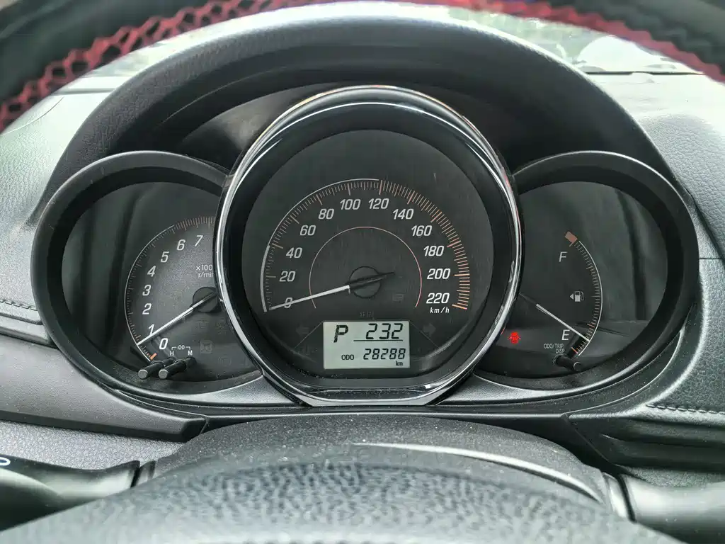 TOYOTA YARIS L ZHIXUAN