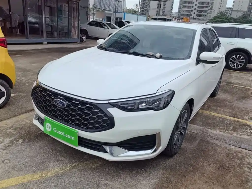Ford Escort 2021