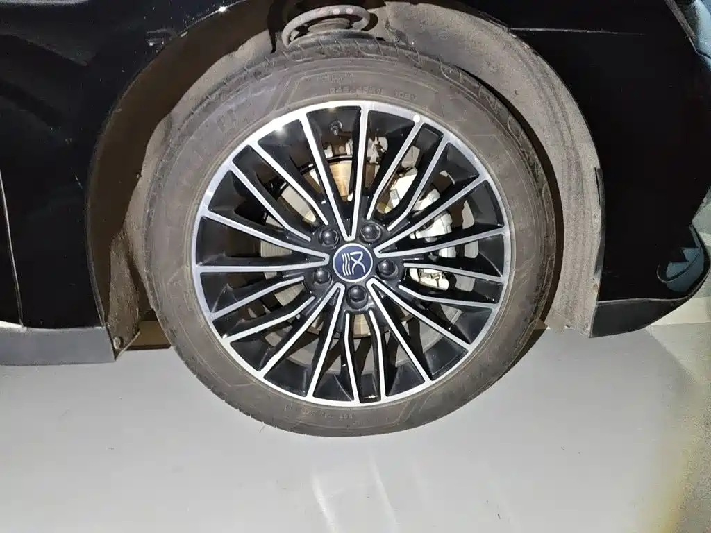 BYD Han — миниатюра 8
