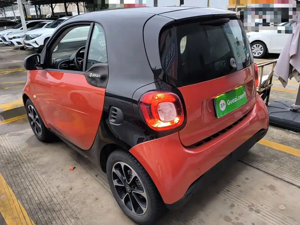 smart Smart Fortwo — миниатюра 5