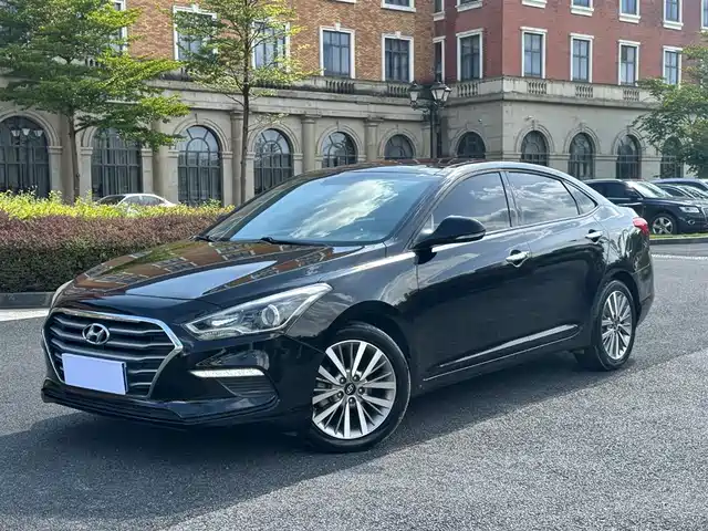 MODERN NAME PICTURE 2018