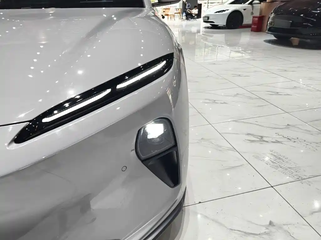 NIO ET5T — миниатюра 24