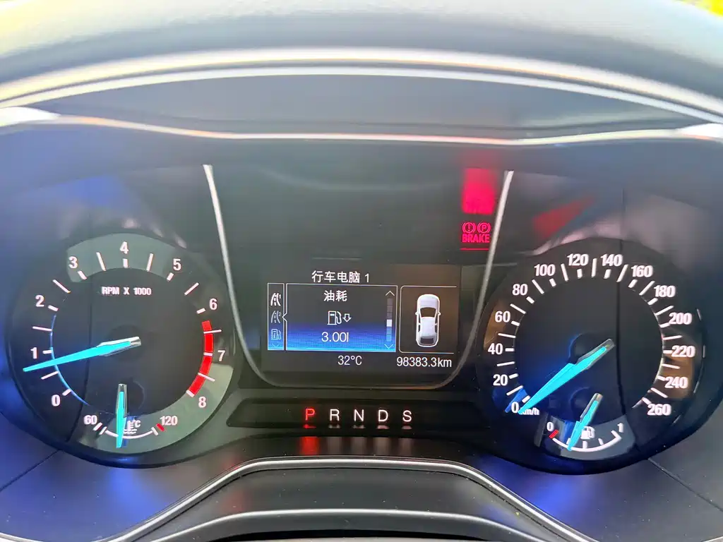 Ford Mondeo — миниатюра 18