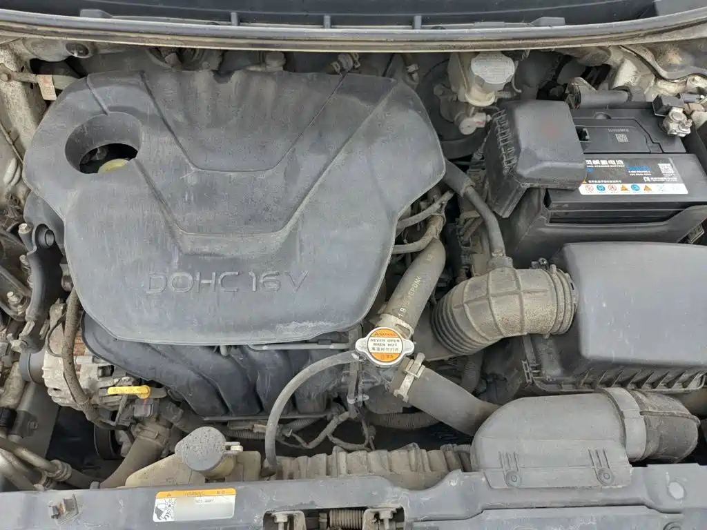 Hyundai Elantra Langdong — миниатюра 9