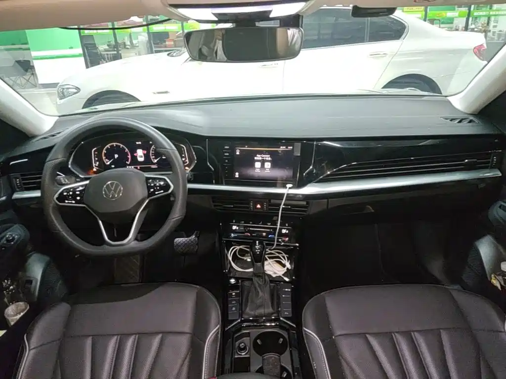 Volkswagen Passat — миниатюра 10