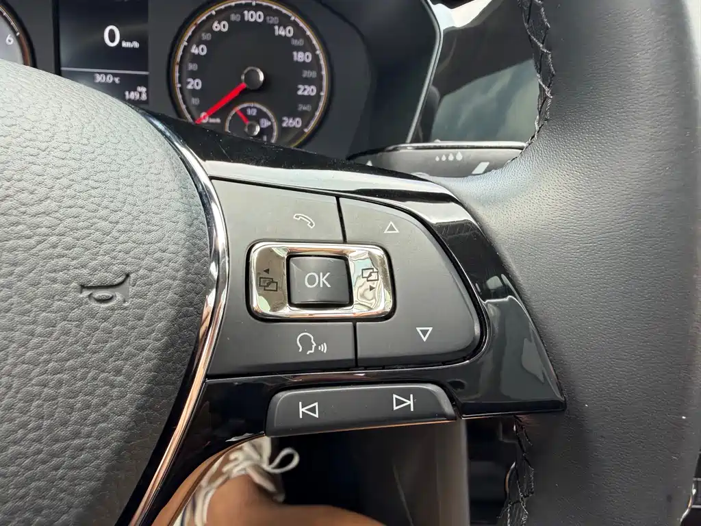 Volkswagen Lavida — миниатюра 13