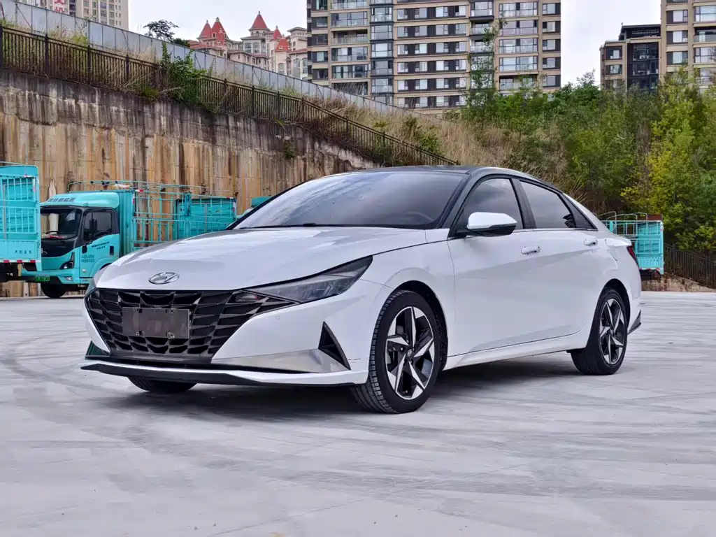 Hyundai Elantra 2020