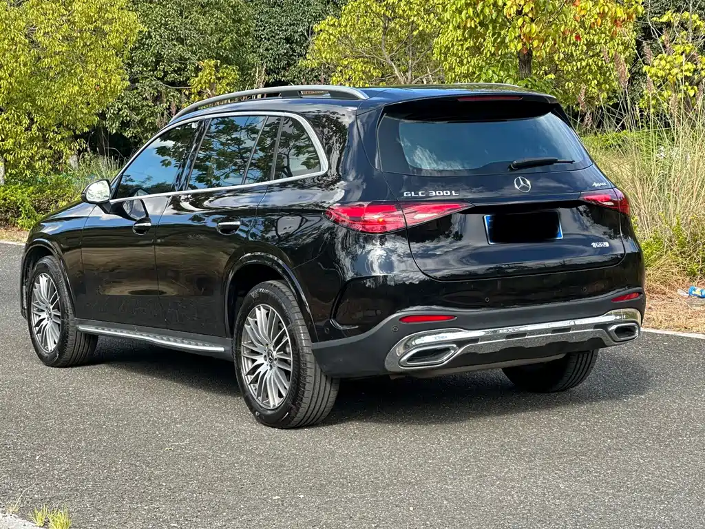 Mercedes-Benz GLC — миниатюра 23