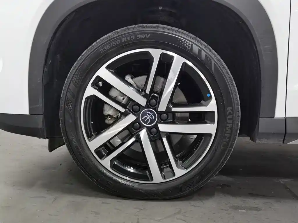 BYD L DM-i — миниатюра 17