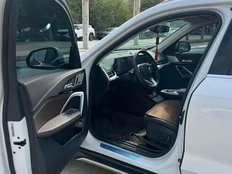 BMW X1 — миниатюра 4