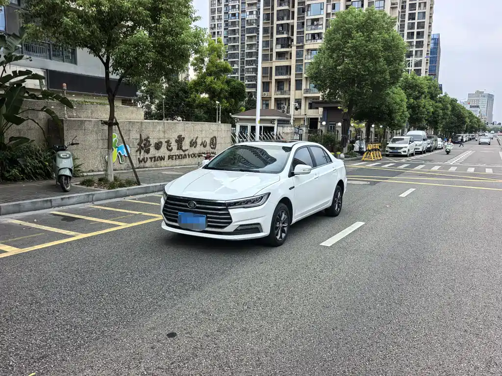 BYD Qin