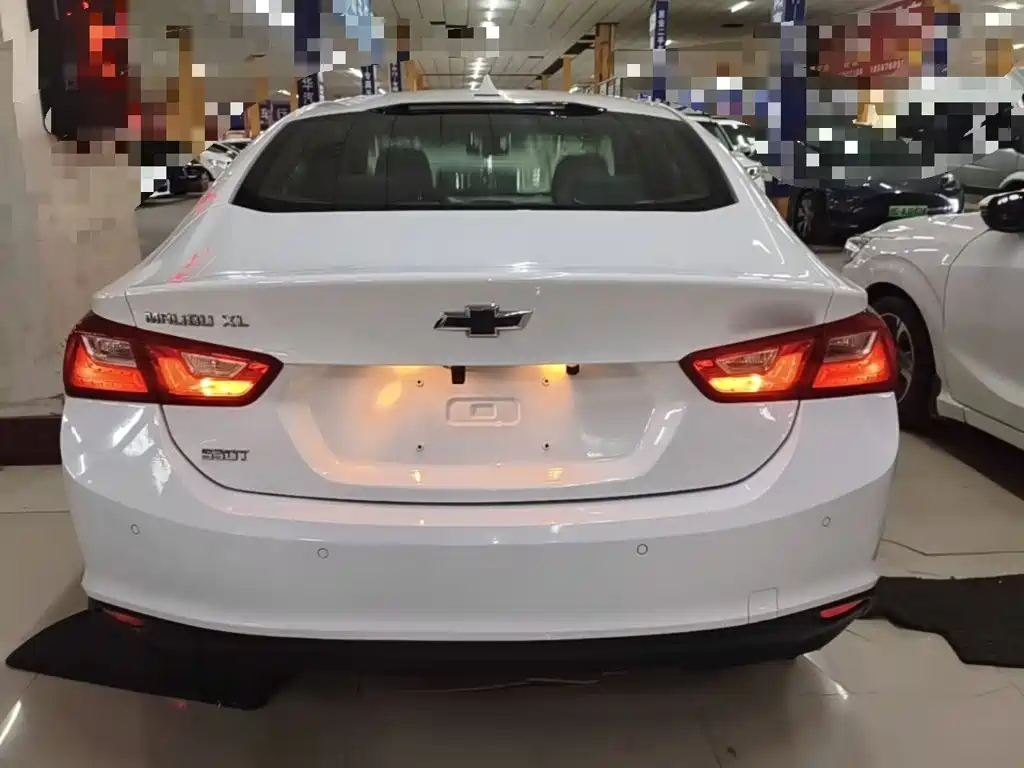 Chevrolet Malibu XL — миниатюра 6