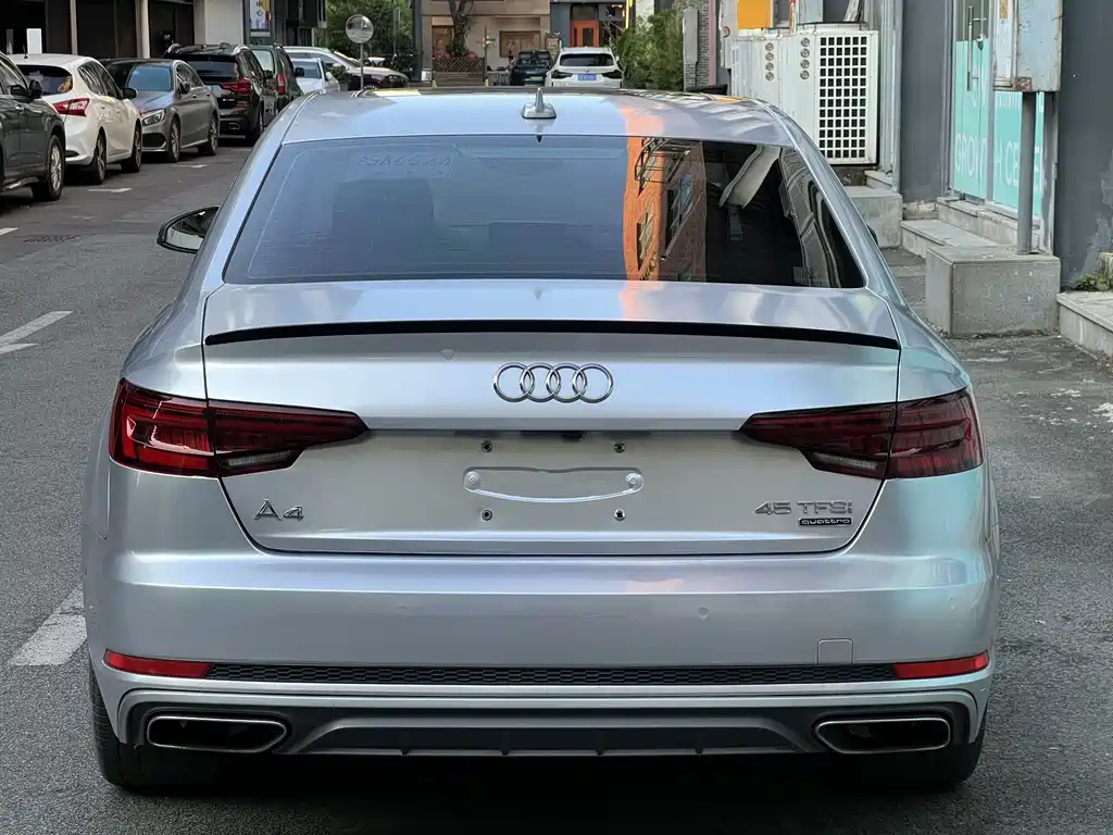 Audi A4L 2019 45 TFSI quattro Sport VI