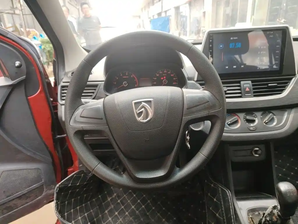 Baojun 310 — миниатюра 3